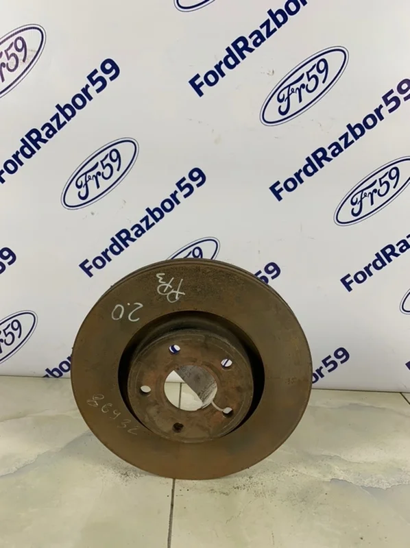 Тормозной диск Ford Focus 3 2011-2019 1520297 CB8, передний