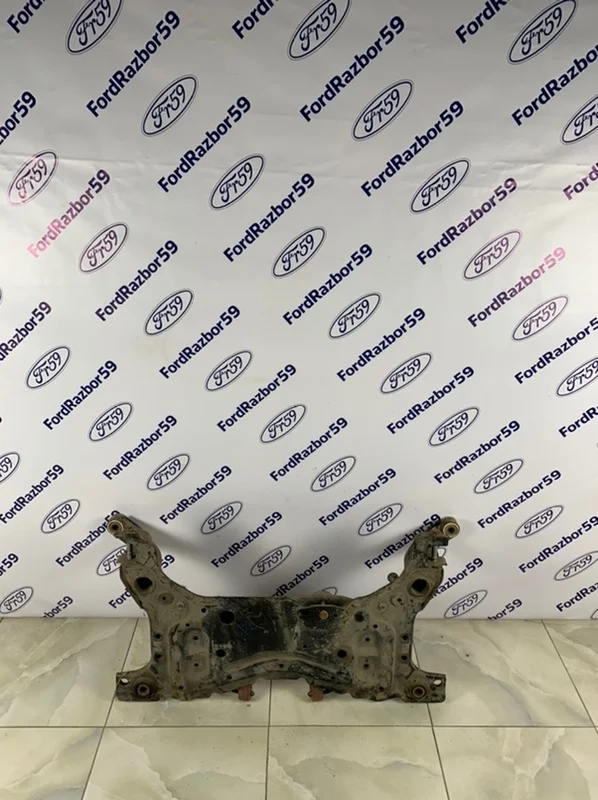 Подрамник Ford Focus 2 2005-2011 1734687 CB4, передний