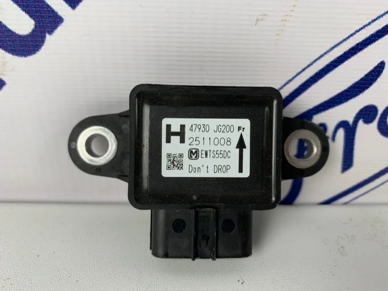Датчик ускорения Nissan X-Trail 2012 47930JG200 T31 2.0 (MR20DE)