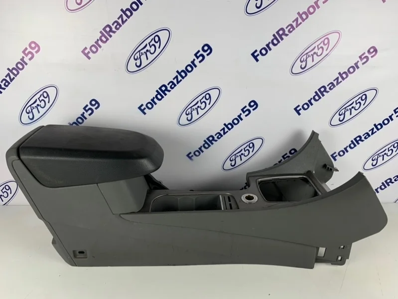 Подлокотник Ford Focus 2 2009 1670613 CB4 1.8 (QQDB)