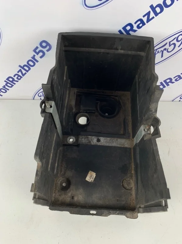 Корпус АКБ Ford Focus 2 2009 1424280 CB4 1.8 (QQDB)