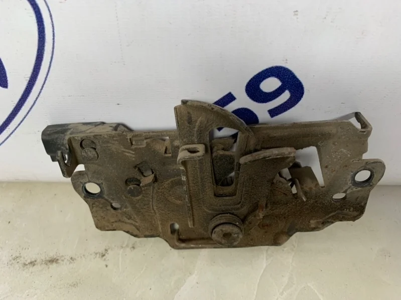 Замок капота Ford Focus 3 2011-2019 5236243 CB8, передний