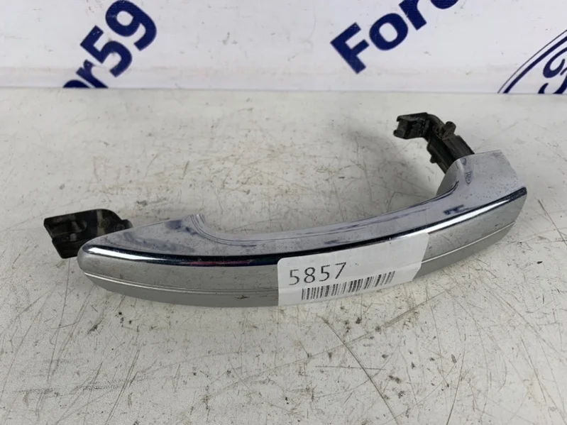Ручка двери внешняя Ford Focus 2 2005-2011 1305822 CB4, левая