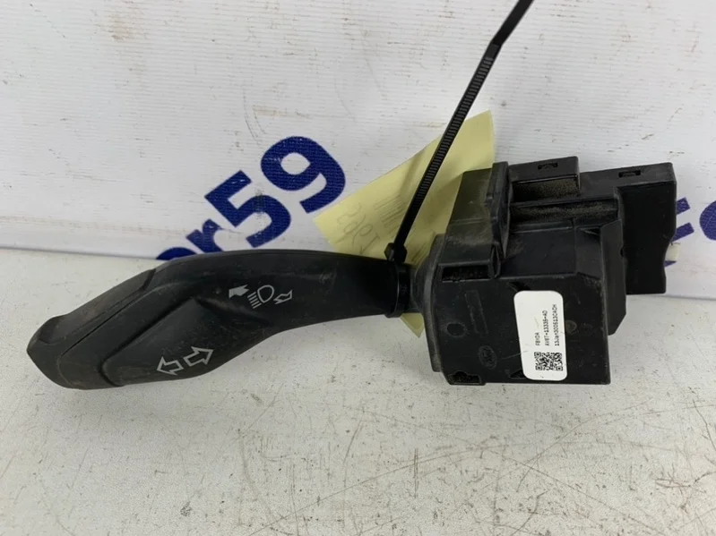 Переключатель поворотов Ford Focus 3 2011-2019 1883869 CB8