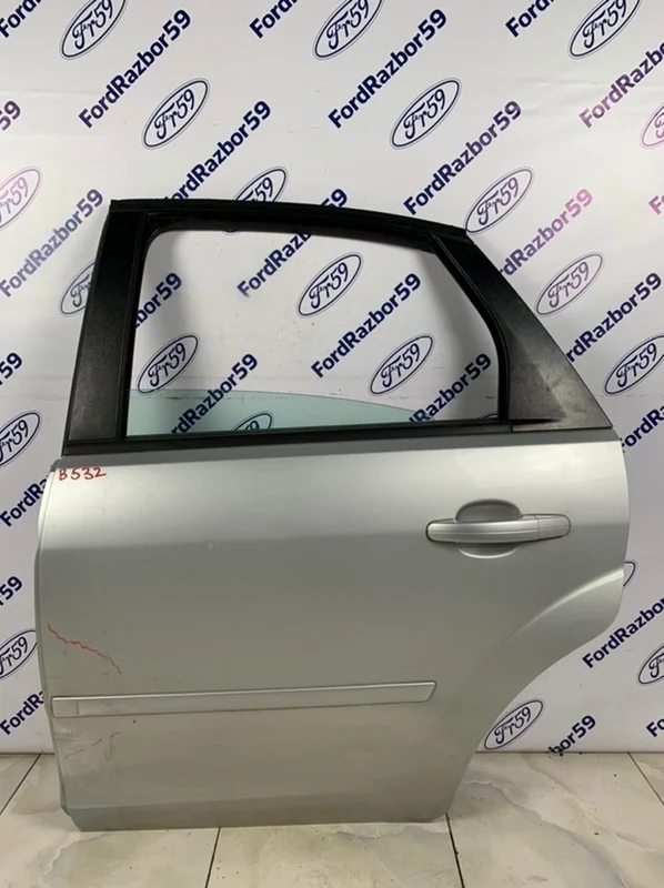 Дверь Ford Focus 2 2007 1505763 CB4 1.8 (QQDB), задняя левая