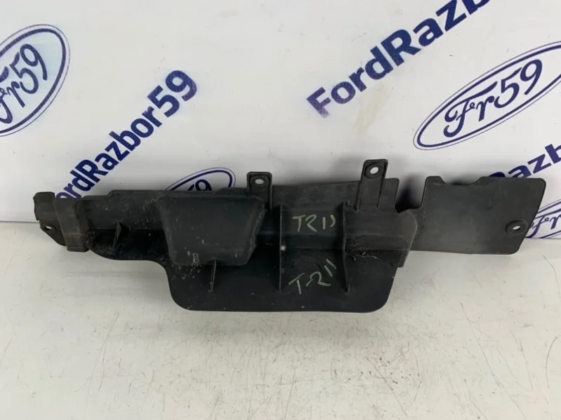 Дефлектор радиатора Hyundai Tucson 2005 291362E000 JM 2.0 TDCI, правый