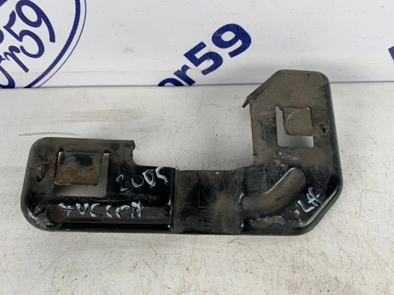 Кронштейн бампера Hyundai Tucson 2005 865812E000 JM 2.0 TDCI, передний левый