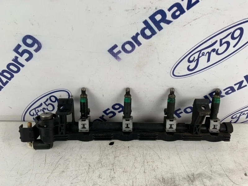 Рампа топливная Ford Focus 2 2005-2011 1698074 CB4 1.6 (HWDA)