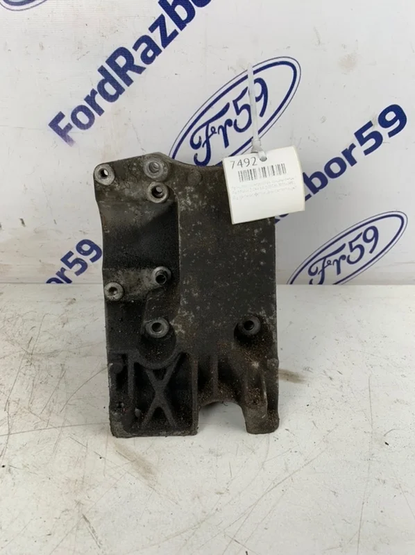 Кронштейн компрессора кондиционера Ford Focus 2 2005-2011 1715451 CB4 1.6 (HWDA)