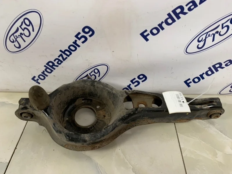 Рычаг поперечный Ford Focus 3 2011-2015 1894048 CB8, задний
