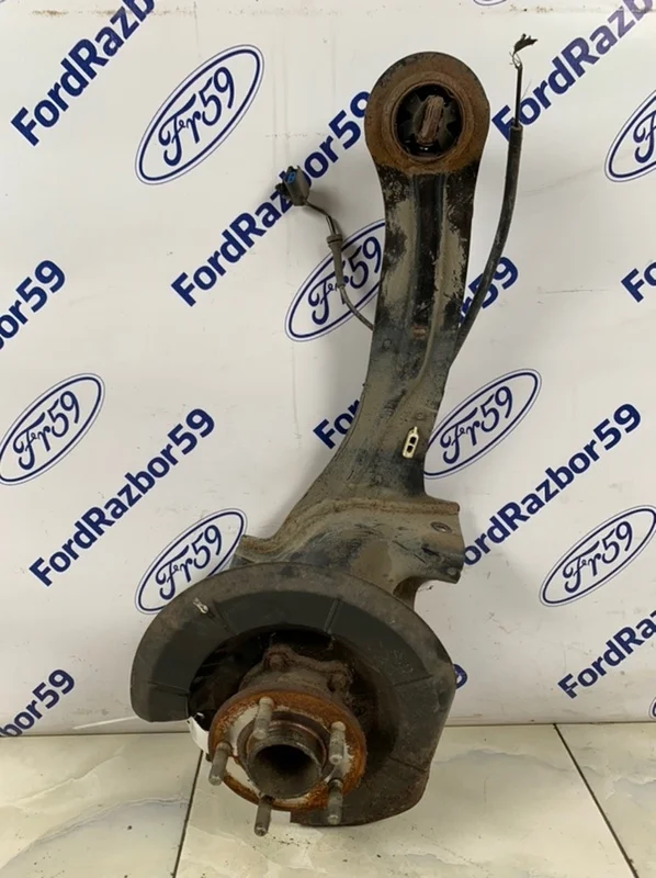 Рычаг продольный Ford Focus 3 2011-2015 1780076 CB8, задний правый
