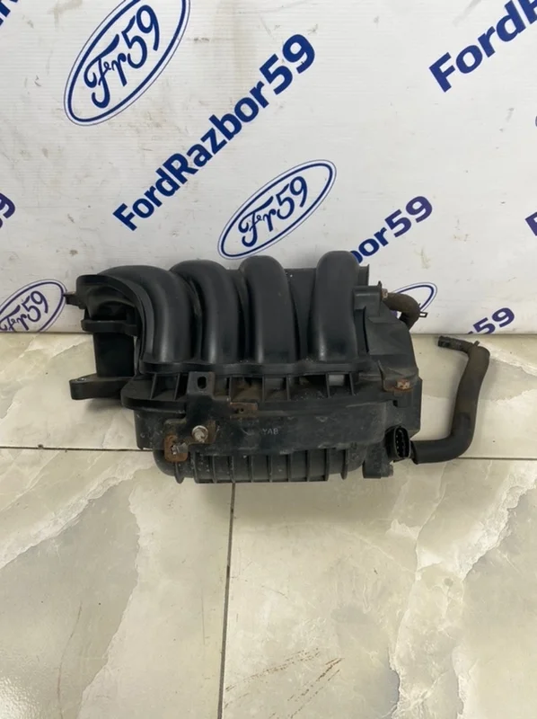 Коллектор впускной Kia Ceed 2008 283112B000 ED 1.6 (G4FC)