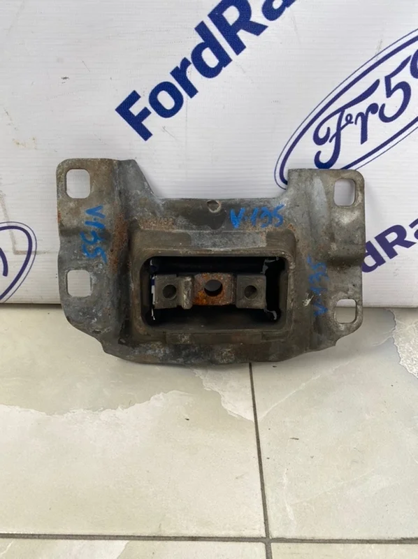 Подушка двигателя Ford Focus 2 2008 1798908 CB4 1.8 (QQDB), левая