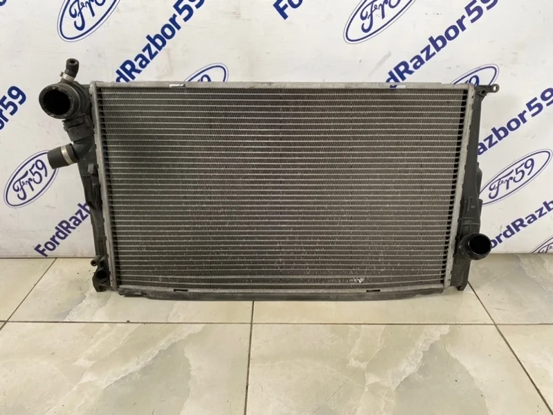 Радиатор ДВС Bmw 3-Series 2005-2008 17117788903 E90