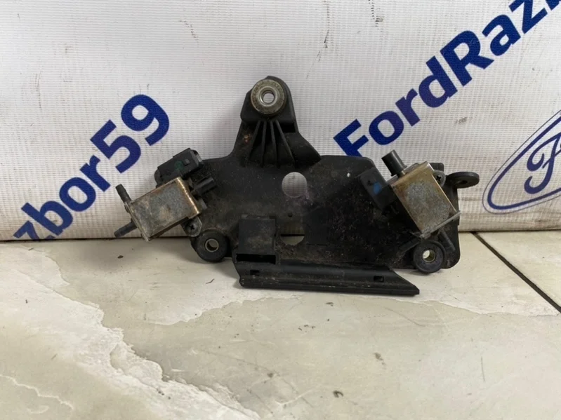 Клапан электромагнитный Audi A6 2001 026906283H C5 2.4 (BDV)