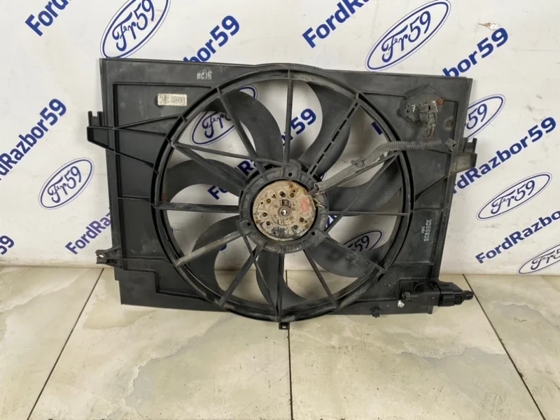 Диффузор с вентилятором Hyundai Tucson 2004-2009 253802E000 JM