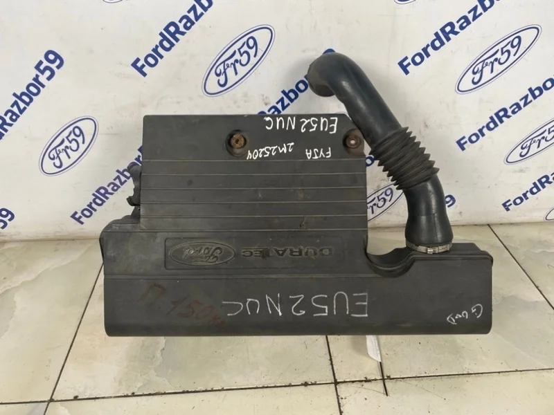 Корпус воздушного фильтра Ford Fusion 2006-2012 1332992 CBK 1.6 (FYJA)