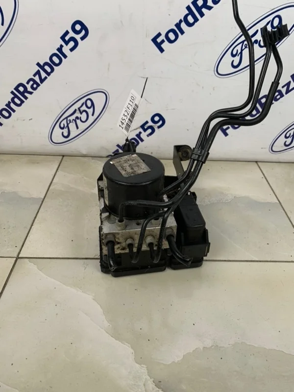 Блок ABS Ford Focus 3 2011 1847182 CB8 1.6 (PNDA)