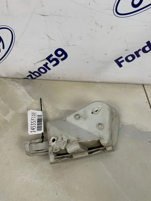 Кронштейн бампера Ford Focus 3 2011 1722284 CB8 1.6 (PNDA), задний левый