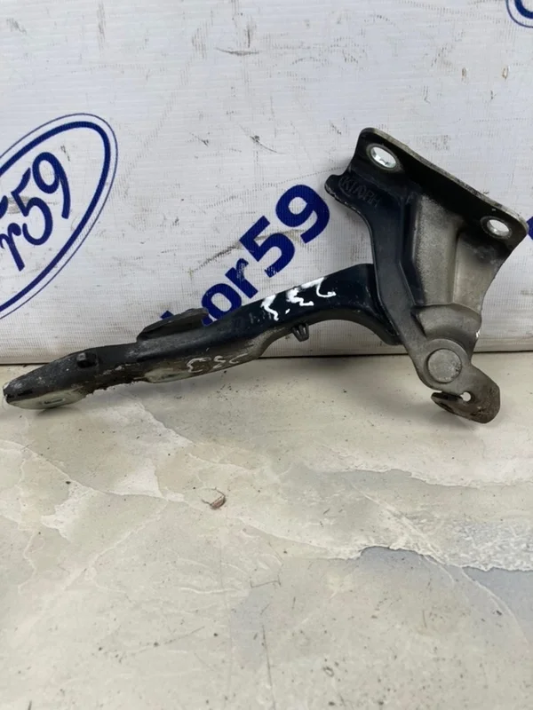 Петля капота Kia Sportage 2007 791201F000 JE 2.0 (G4GC), правая