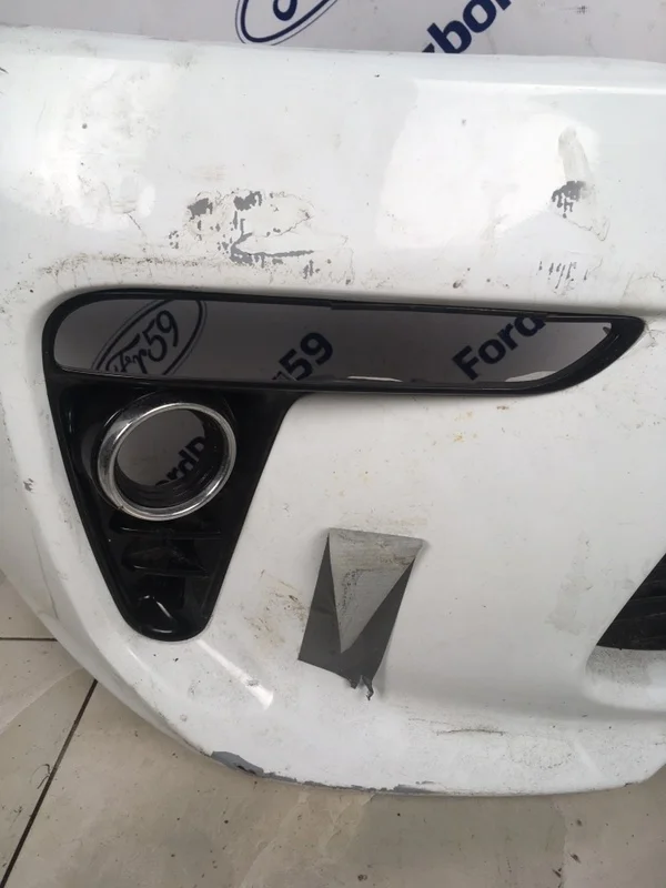 Накладка на ПТФ Kia Rio 4 2018 86524H0010 FB, передняя правая