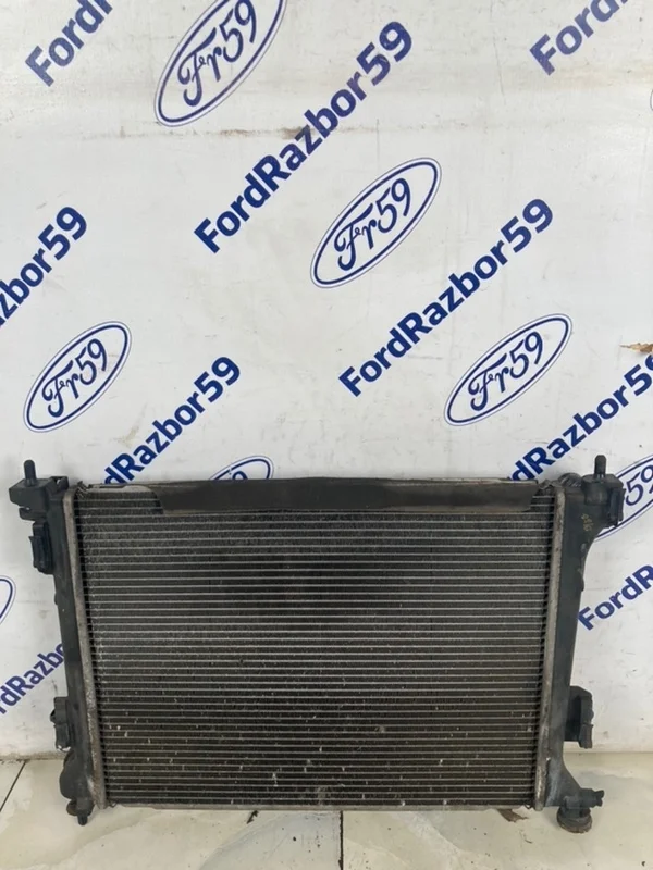 Радиатор ДВС Hyundai I20 2009 253101J000 PB