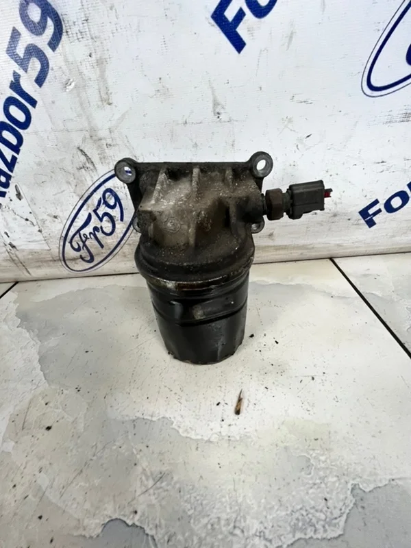 Кронштейн масляного фильтра Ford Focus 2 2007 1124408 CB4 2.0 (AODA)