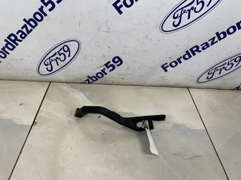 Ручка открывания капота Ford Fusion 2005 1305637 CBK