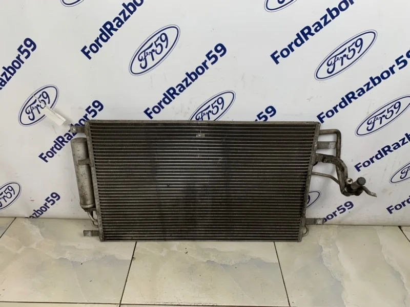 Радиатор кондиционера Kia Sportage 2008 976062E000 KM