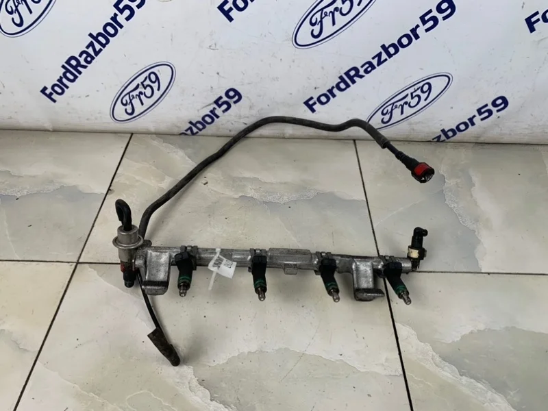 Рампа топливная Ford Focus 1 2002 1219096 DAW 1.6 (FYDB)