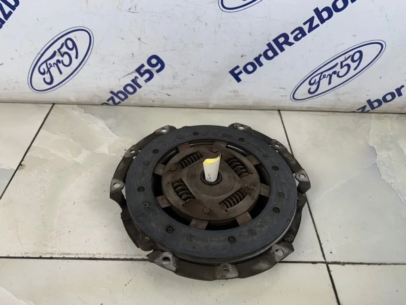 Сцепление (диск + корзина) Ford Focus 1 2002 1252272 DAW 1.6 (FYDB)