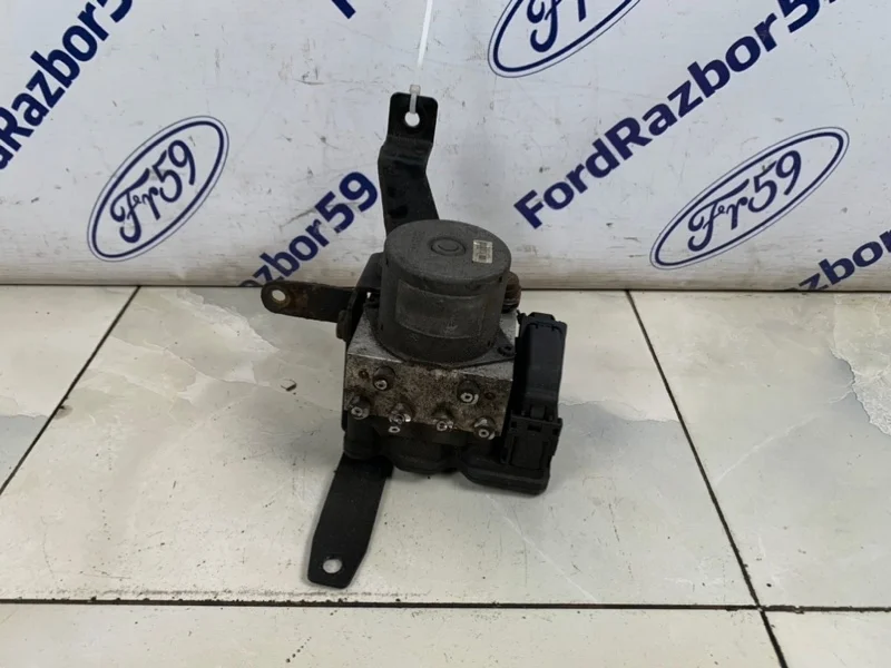 Блок ABS Kia Sportage 2010 589200Z200 JE