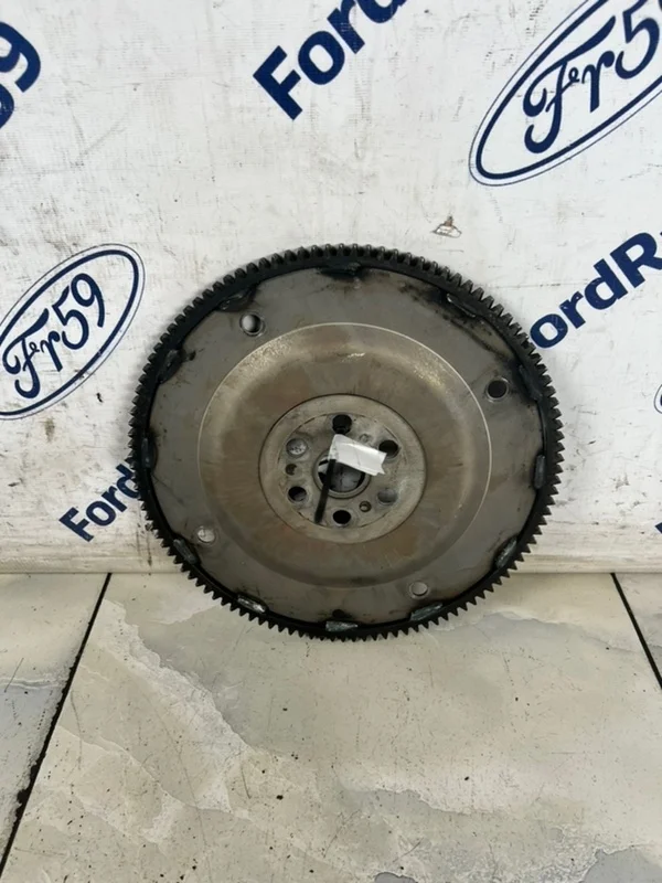 Маховик Ford Focus 2 2008 1804542 CB4 2.0 (AODA)