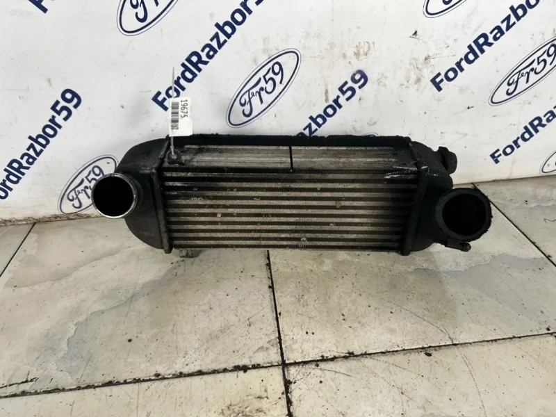 Интеркулер Hyundai Santa Fe 2010-2012 282712F050 SM