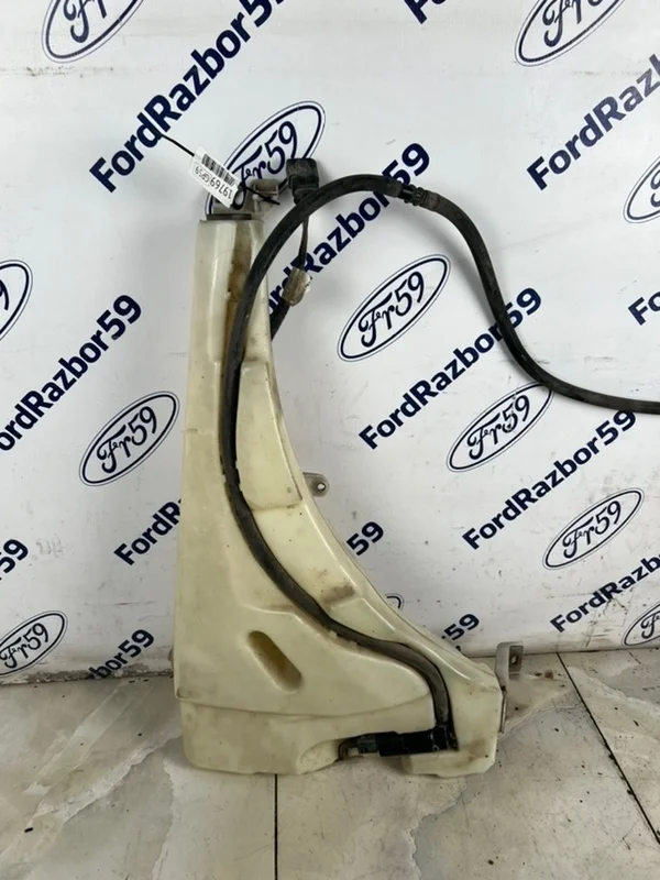 Бачок омывателя Volkswagen Touareg 2007 7L0955453 GP (7L7) 3.6 (BHK)