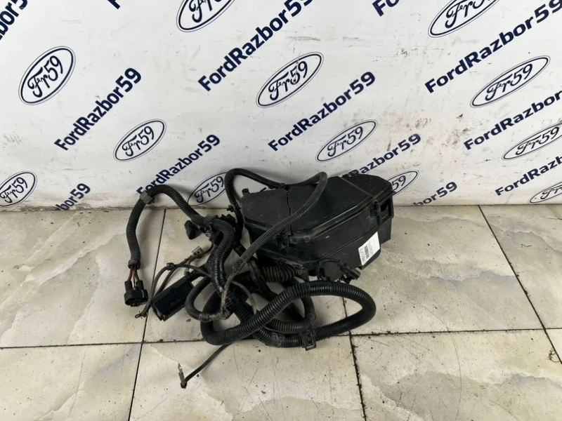 Блок предохранителей подкапотный Volkswagen Touareg 2007 7L0907295J GP (7L7) 3.6 (BHK)