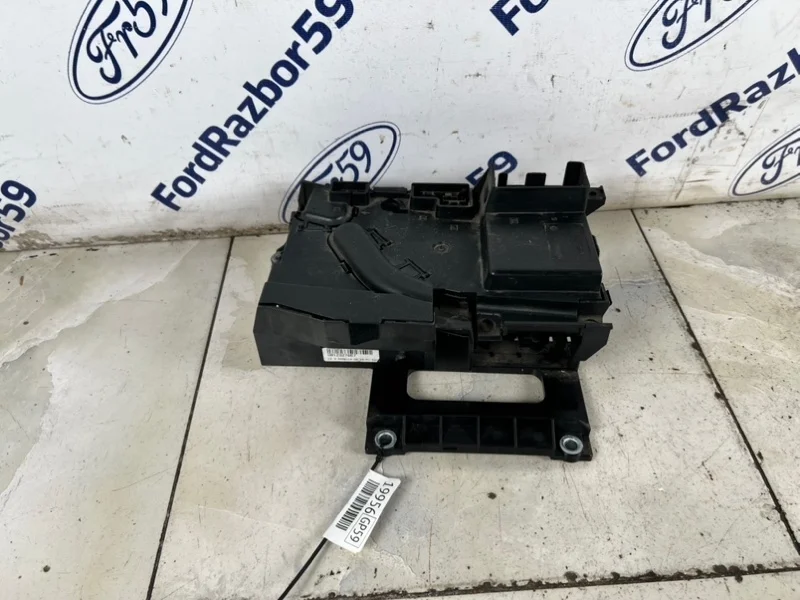 Блок предохранителей Volkswagen Touareg 2007 7L0937548C GP (7L7) 3.6 (BHK)