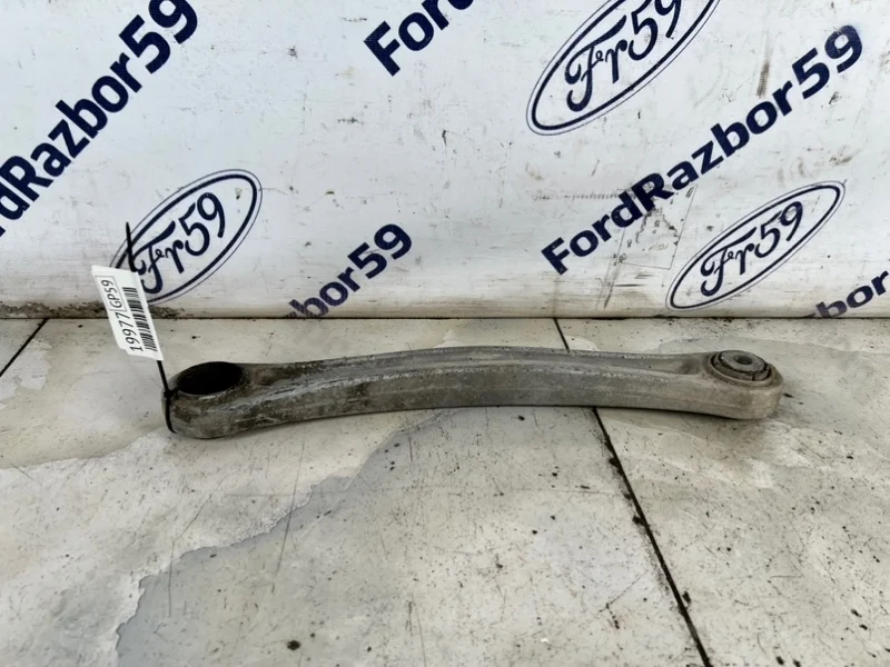 Рычаг задней подвески Volkswagen Touareg 2007 7L0505398 GP (7L7) 3.6 (BHK), левый