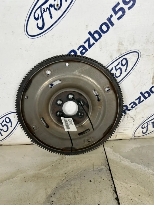 Маховик Mitsubishi Colt 2002-2012 MN178037 Z30 1.5 (4A91)