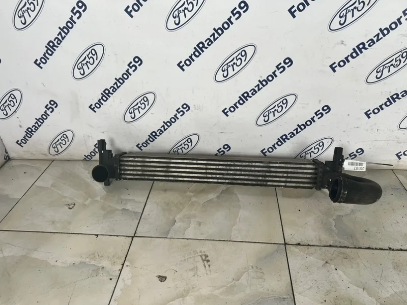 Интеркулер Skoda Rapid 2014 6R0145805 NH3