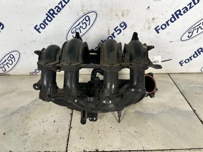 Коллектор впускной Ford Fiesta 2012 1940817 CB1 1.4 (SPJC)