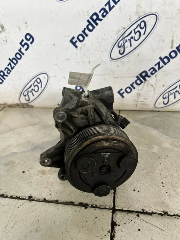 Компрессор кондиционера Nissan Murano 2005 92600CA01A Z50 3.5 (VQ35DE)