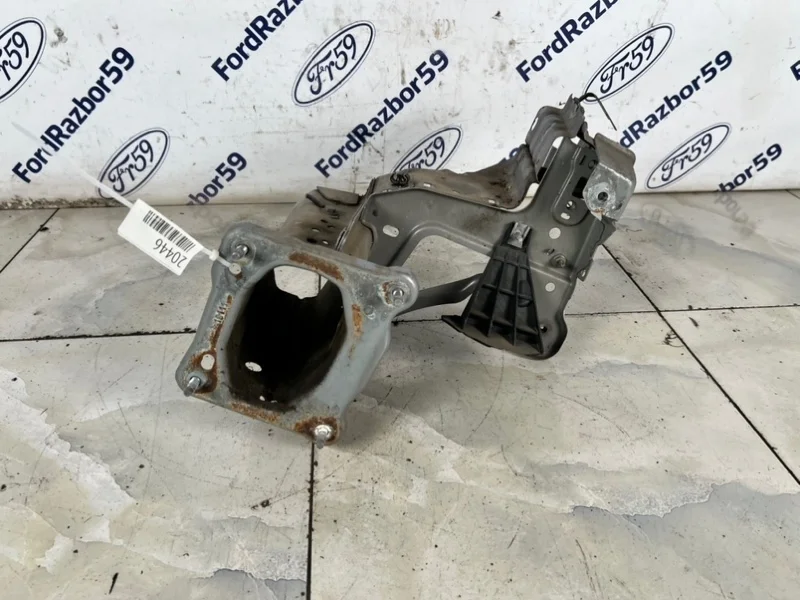 Лонжерон Ford Focus 3 2011 1717876 CB8, передний левый