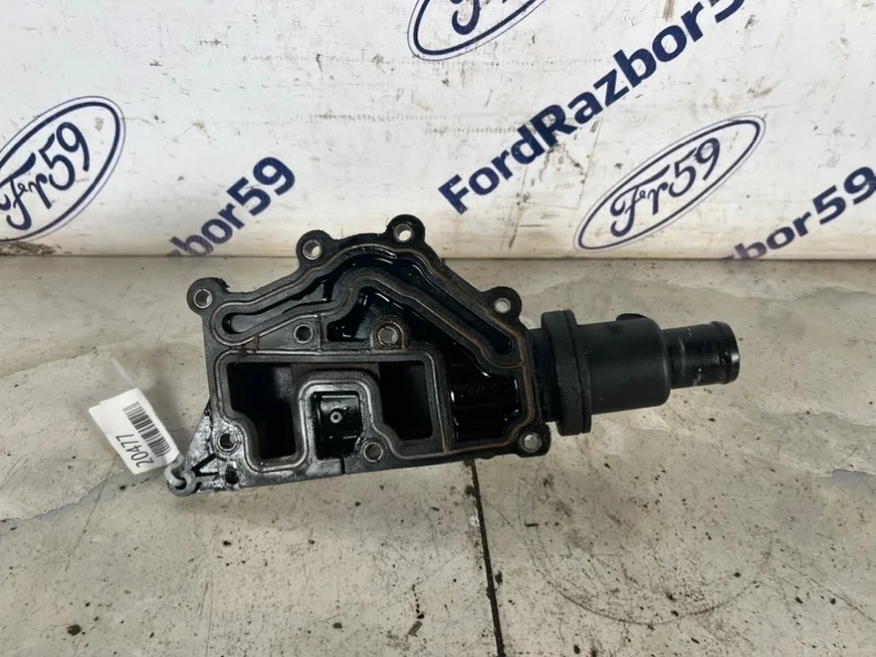 Фланец системы охлаждения Renault Scenic 2010 8200700092 JZ 1.6 (K4M)