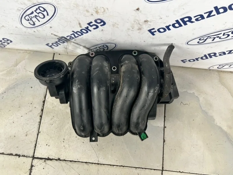 Коллектор впускной Honda Cr-V 2004 17100PNAJ01 RD7 2.4 (K24A1)