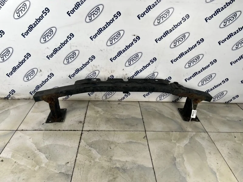 Усилитель бампера Nissan X-Trail 2011 620303UP0A T31, передний