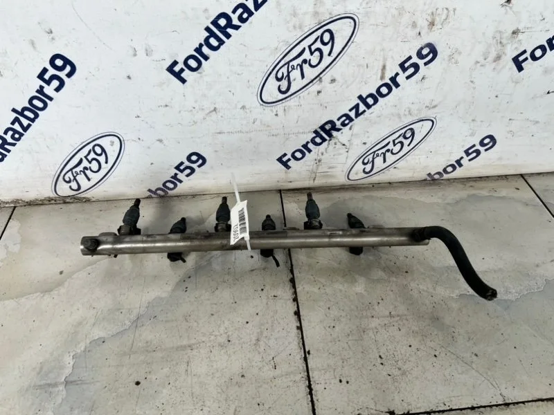 Рампа топливная Volkswagen Touareg 2005 022133317J GP (7L7) 3.2 (BMV)