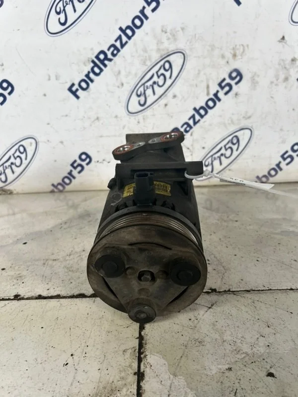 Компрессор кондиционера Ford C-Max 2005 1744997 C214 1.8 (QQDA)
