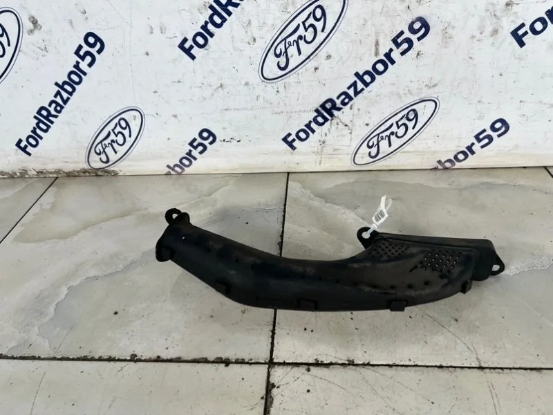 Воздухозаборник Ford Focus 3 2013 1745844 CB8 1.6 (T1DA)