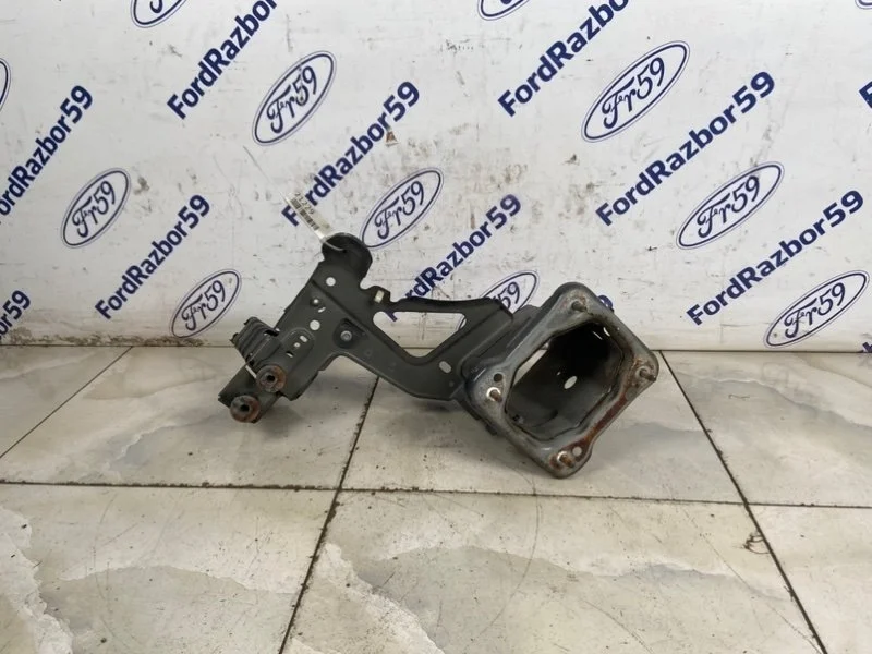 Лонжерон Ford Kuga 2010 1717876 CBV 2.0 (QXBA), передний левый